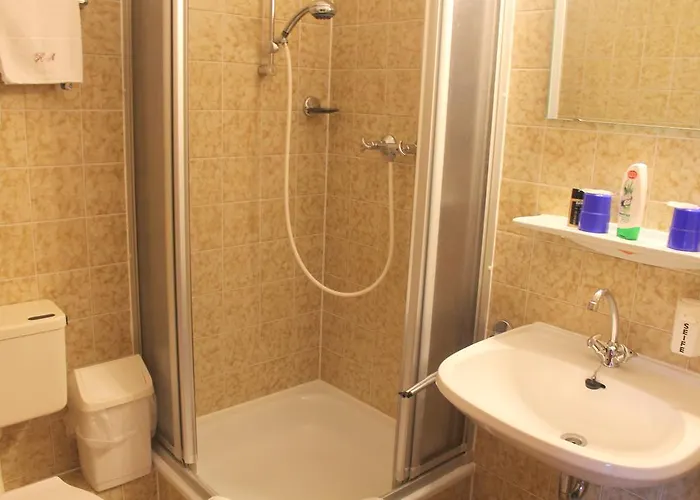 Adler 3* Дюссельдорф