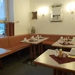 Adler Otel